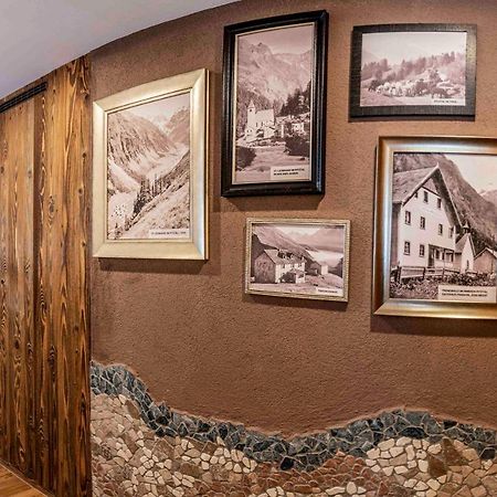 Hotel Almhof-Reithof Pitztal Sankt Leonhard im Pitztal Exterior foto